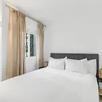 By Riva - Stylish 3 Bedroom Luxury In Naranjos De