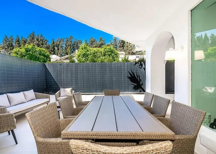 By Riva - Stylish 3 Bedroom Luxury In Naranjos De Marbella