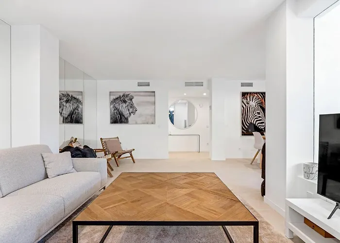 By Riva - Stylish 3 Bedroom Luxury In Naranjos De Marbella