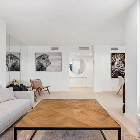 By Riva - Stylish 3 Bedroom Luxury In Naranjos De 마르베야
